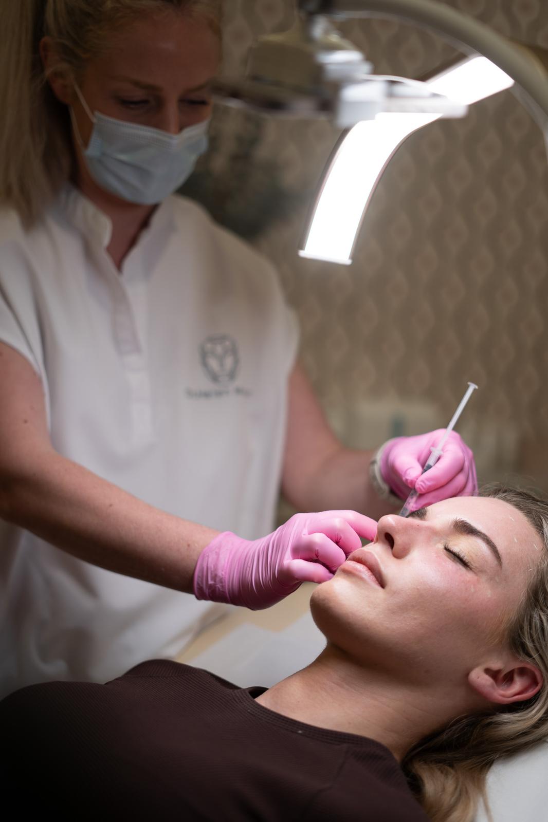 Plump the Nasolabial Folds skin and reduce the depth of the folds